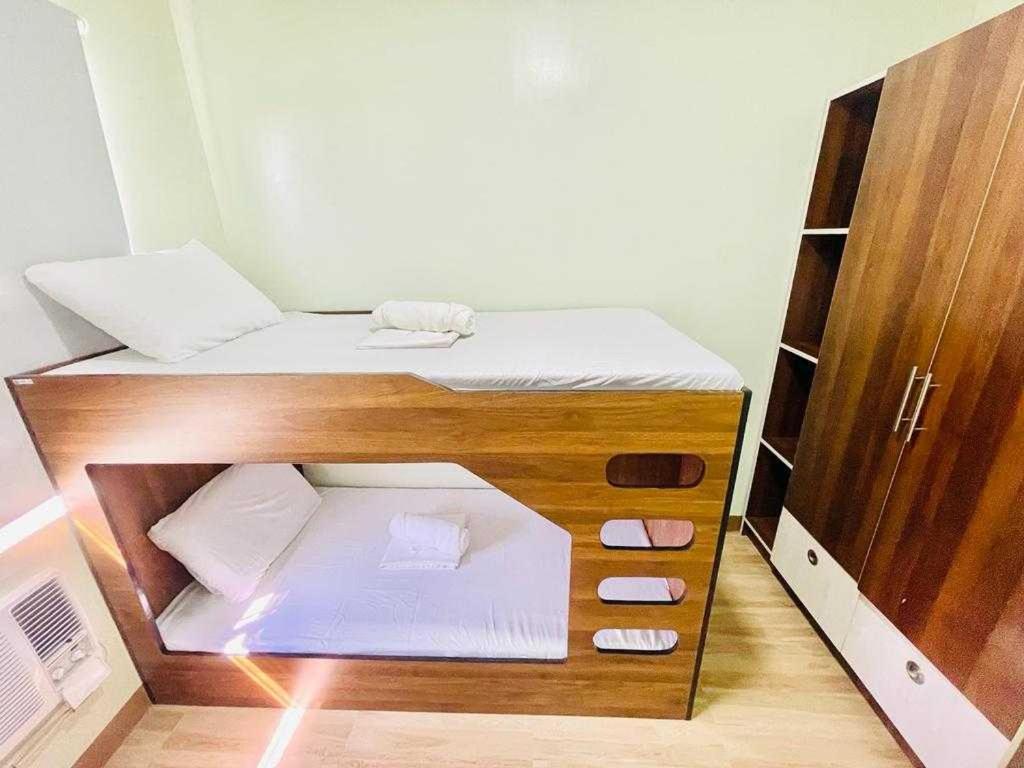 Oyo 1008 Armond Bed And Breakfast Lapu-Lapu City Exteriör bild